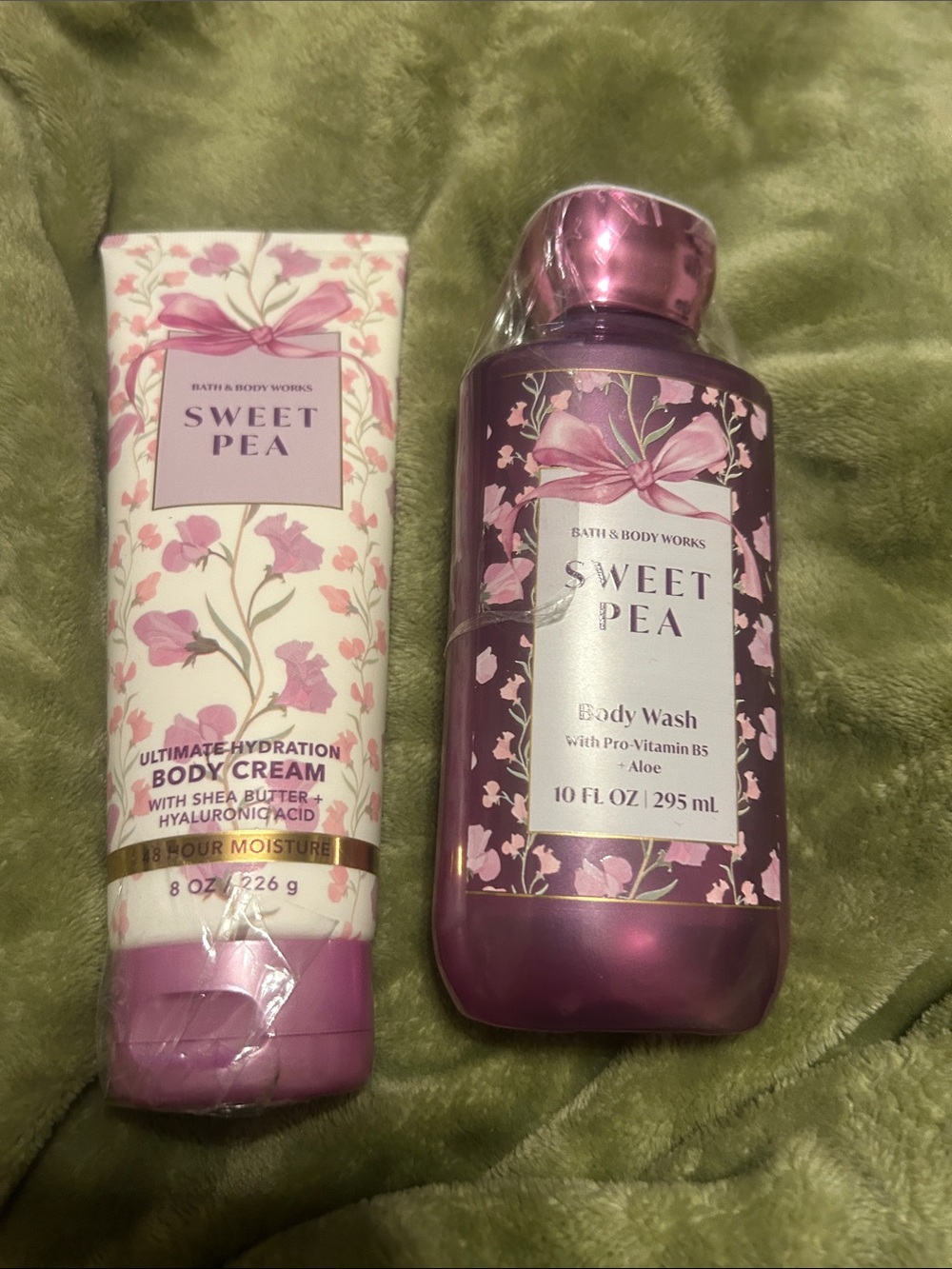 Bath & Body Works Sweet Pea Body Wash & Body Cream - Pink